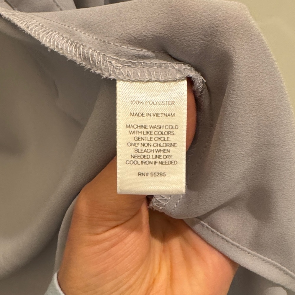 Express Light Gray Women's Button Down Shirt - Picture 4 of 4